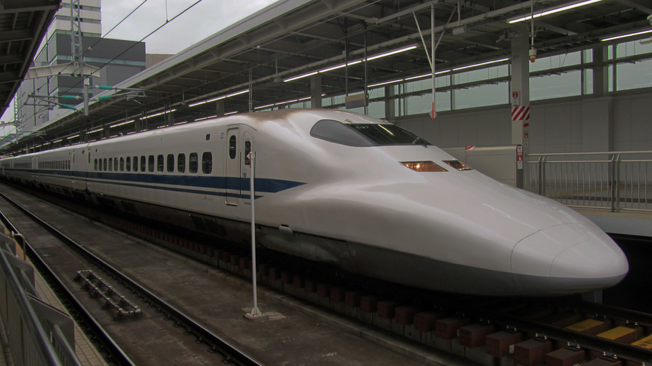 Une solution de masquage sonore testée dans les « wagons-bureaux » du Shinkansen, le TGV japonais